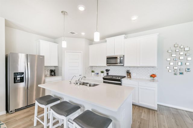 17465 Buckeye Branch, Conroe, TX 77385