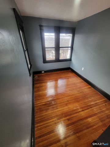 73 Lounsbury Street 3, Waterbury, CT 06706