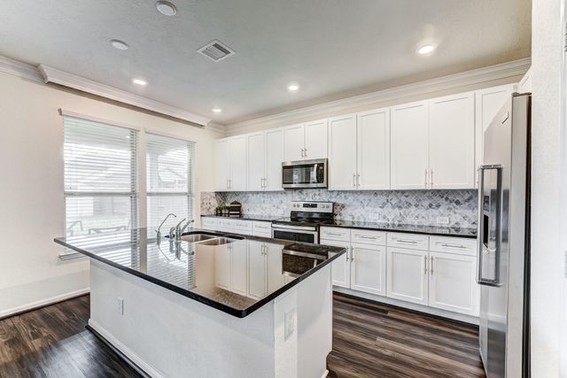 12511 Stablewood Cove Circle, Houston, TX 77044