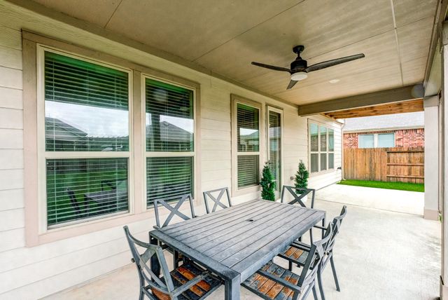 12511 Stablewood Cove Circle, Houston, TX 77044