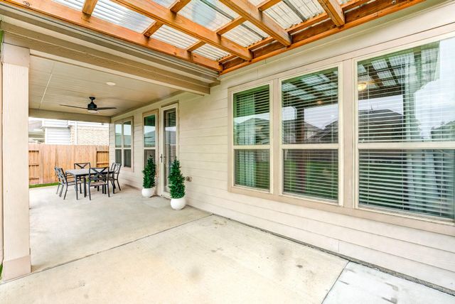 12511 Stablewood Cove Circle, Houston, TX 77044