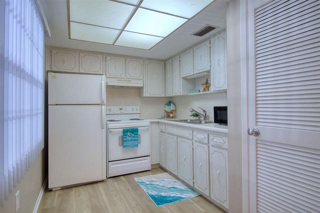 865 VIRGINIA COURT 107, Dunedin, FL 34698