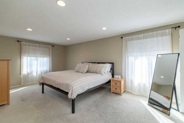 1860 Eagle Ridge Drive W304, Mendota Heights, MN 55118