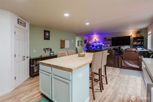 7063 E Dakota Street, Port Orchard, WA 98366