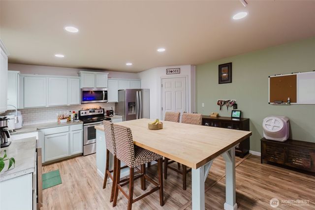 7063 E Dakota Street, Port Orchard, WA 98366