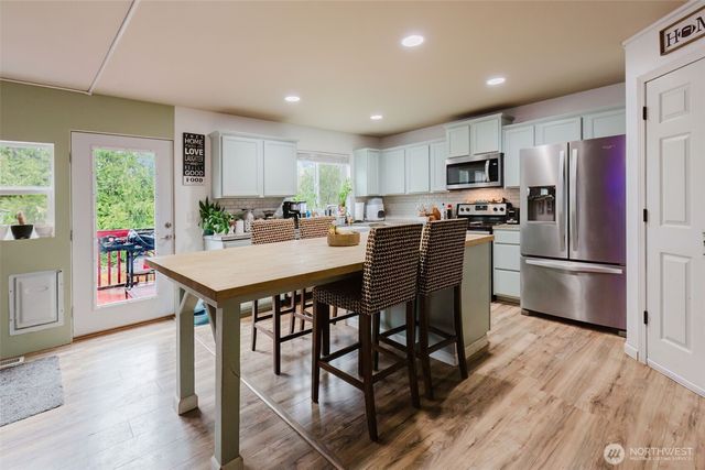 7063 E Dakota Street, Port Orchard, WA 98366