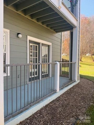 700 Vista Lake Drive 004, Candler, NC 28715