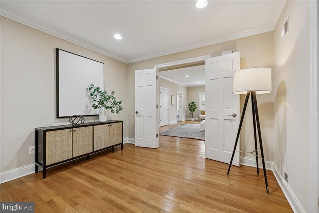 4902 DERUSSEY PKWY, Chevy Chase, MD 20815