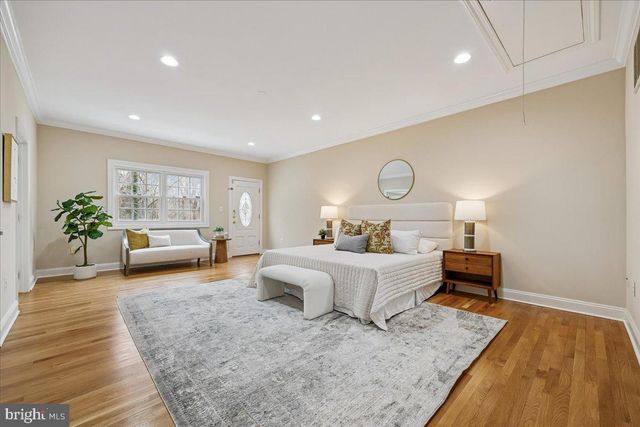 4902 DERUSSEY PKWY, Chevy Chase, MD 20815