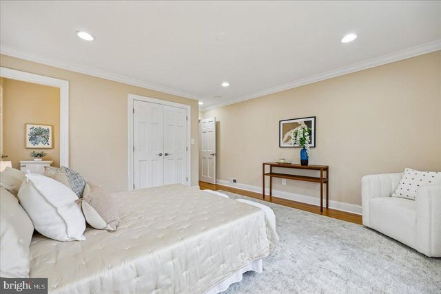 4902 DERUSSEY PKWY, Chevy Chase, MD 20815