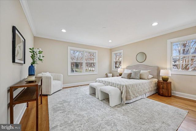 4902 DERUSSEY PKWY, Chevy Chase, MD 20815