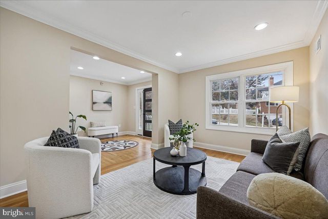 4902 DERUSSEY PKWY, Chevy Chase, MD 20815