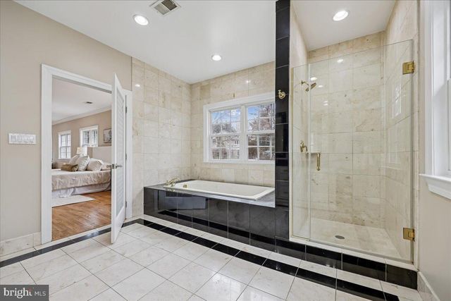 4902 DERUSSEY PKWY, Chevy Chase, MD 20815