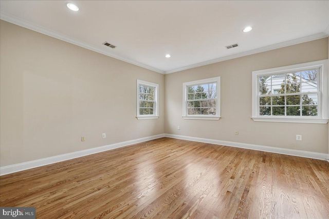 4902 DERUSSEY PKWY, Chevy Chase, MD 20815