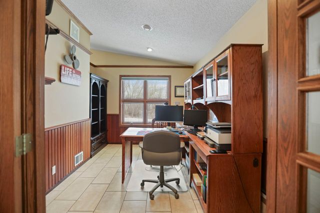 4194 Chappuis Trail, Faribault, MN 55021