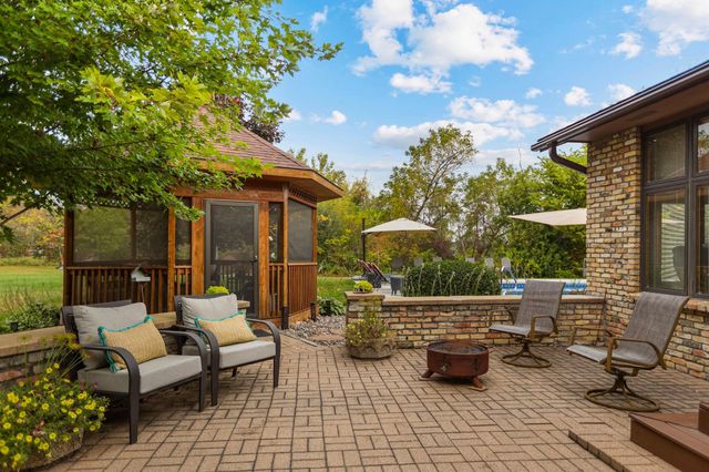 4194 Chappuis Trail, Faribault, MN 55021