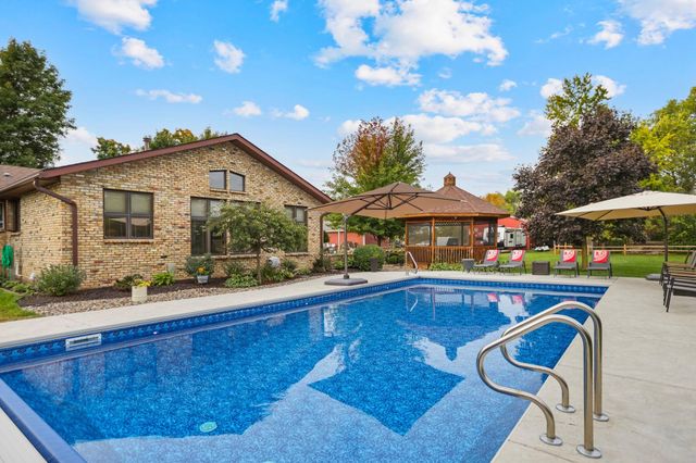 4194 Chappuis Trail, Faribault, MN 55021