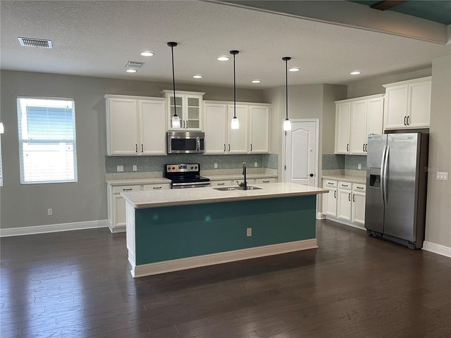 3560 PIXIE LANE, St Cloud, FL 34772
