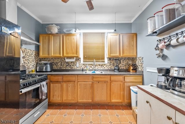 171 Burgess Pl, Passaic City, NJ 07055