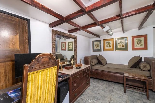 657 W 66th, Los Angeles, CA 90044