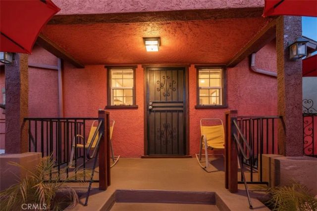 657 W 66th, Los Angeles, CA 90044