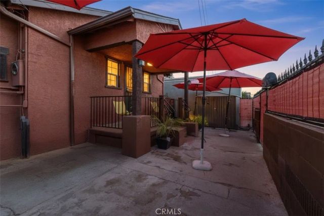 657 W 66th, Los Angeles, CA 90044