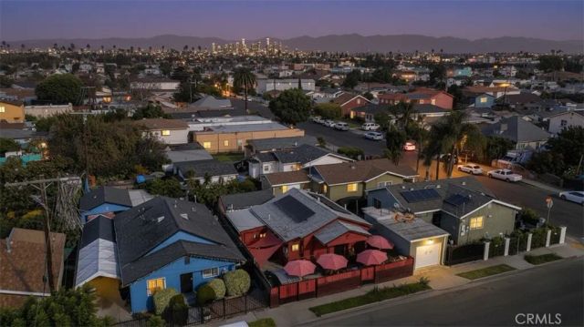 657 W 66th, Los Angeles, CA 90044