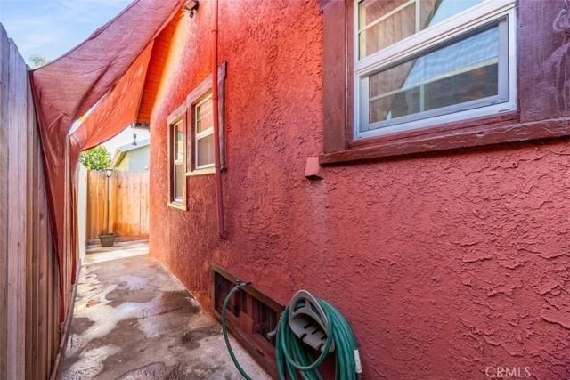 657 W 66th, Los Angeles, CA 90044