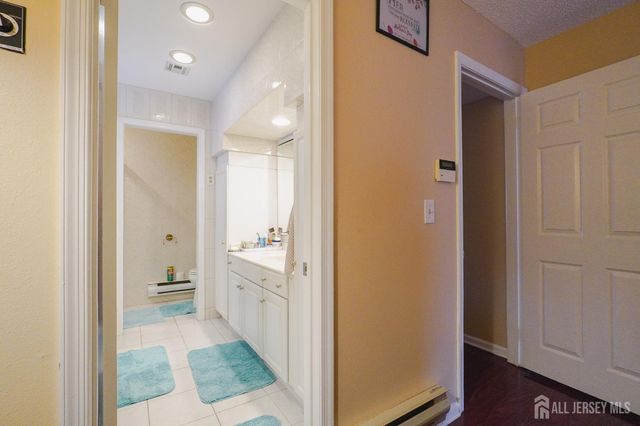 675 Yarborough Way A, Monroe, NJ 08831