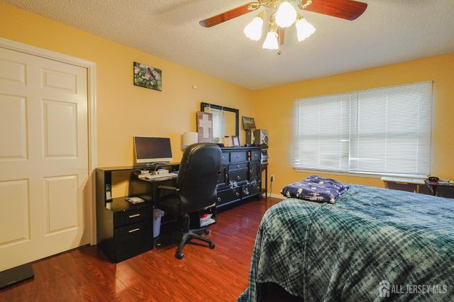 675 Yarborough Way A, Monroe, NJ 08831