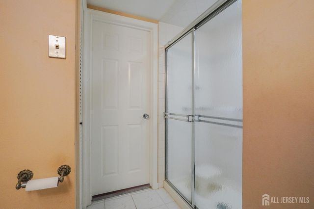 675 Yarborough Way A, Monroe, NJ 08831