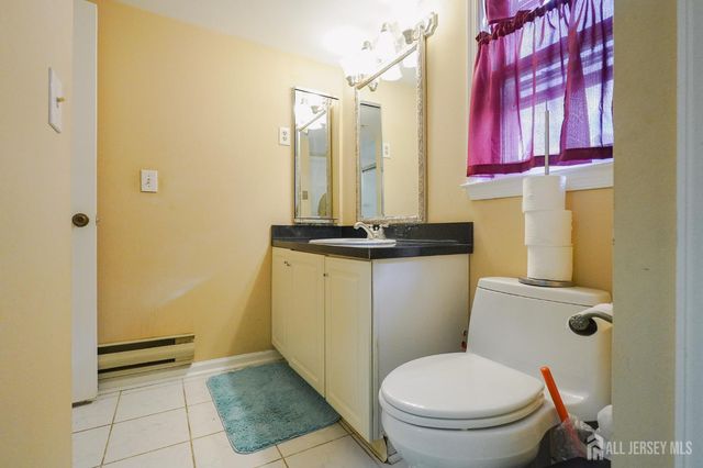 675 Yarborough Way A, Monroe, NJ 08831