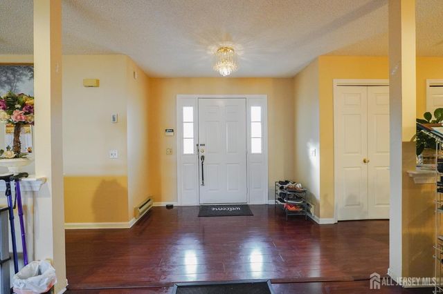 675 Yarborough Way A, Monroe, NJ 08831