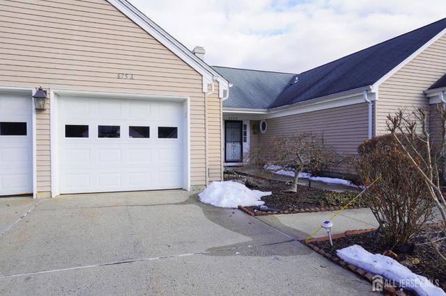 675 Yarborough Way A, Monroe, NJ 08831