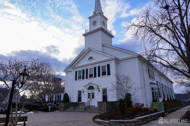 675 Yarborough Way A, Monroe, NJ 08831