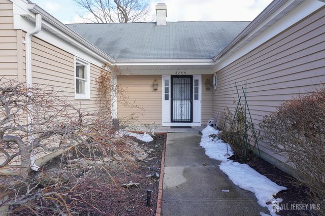 675 Yarborough Way A, Monroe, NJ 08831