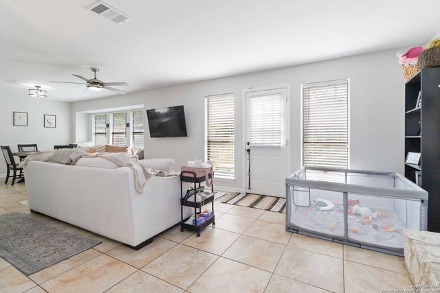 7233 Breeze, San Antonio, TX 78250