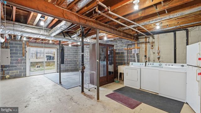 64 BRISTOL CT, Stafford, VA 22556