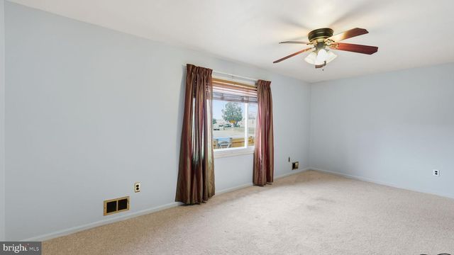 64 BRISTOL CT, Stafford, VA 22556