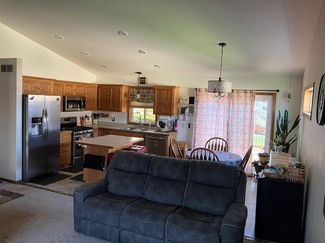 533 Dogwood Street NE, Lonsdale, MN 55046