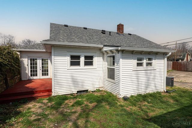 2418 Sherman Avenue, Middletown, OH 45044