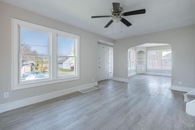 2418 Sherman Avenue, Middletown, OH 45044