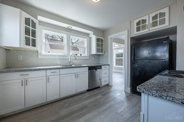 2418 Sherman Avenue, Middletown, OH 45044