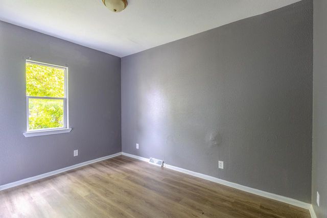 3450 N 23rd STREET, Milwaukee, WI 53206