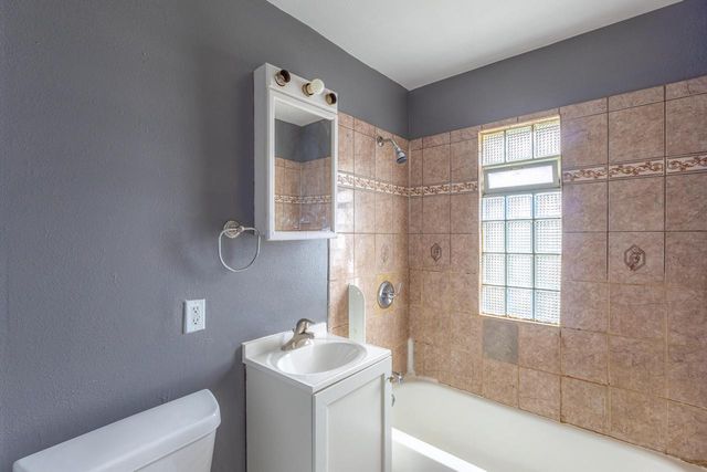 3450 N 23rd STREET, Milwaukee, WI 53206