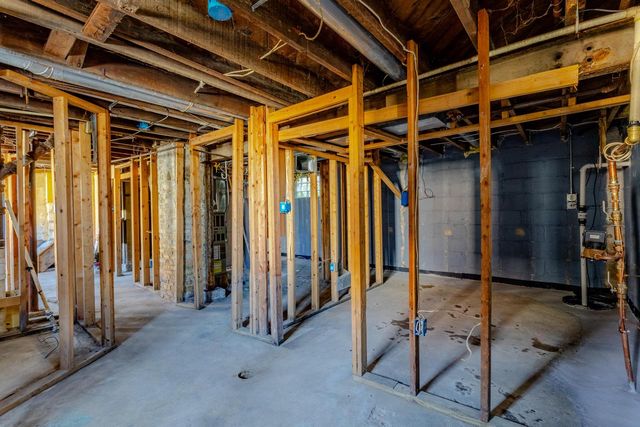 3450 N 23rd STREET, Milwaukee, WI 53206