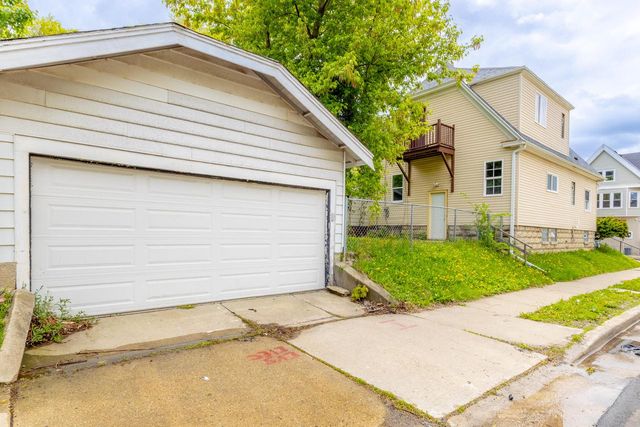 3450 N 23rd STREET, Milwaukee, WI 53206
