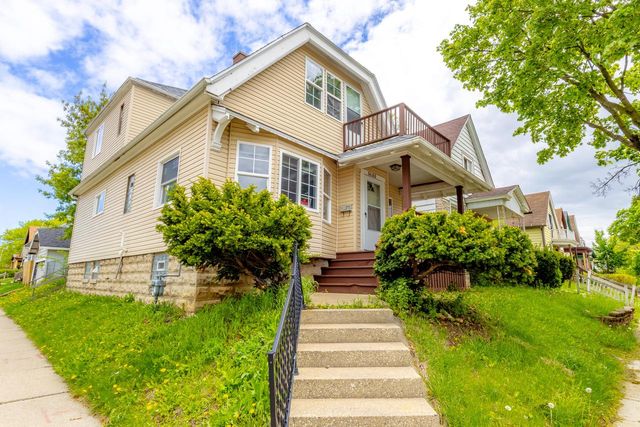 3450 N 23rd STREET, Milwaukee, WI 53206