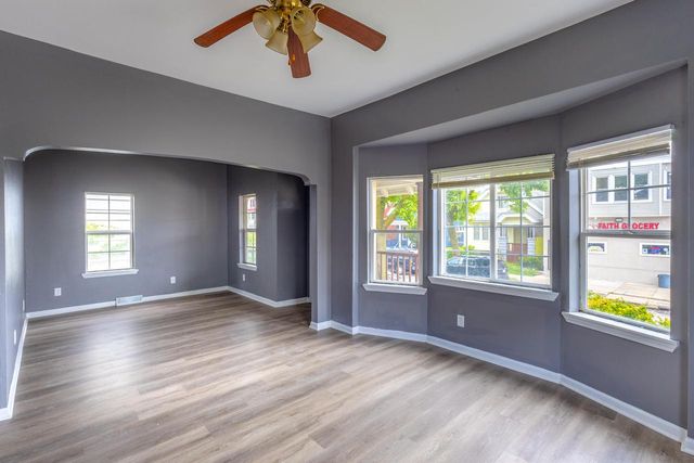 3450 N 23rd STREET, Milwaukee, WI 53206