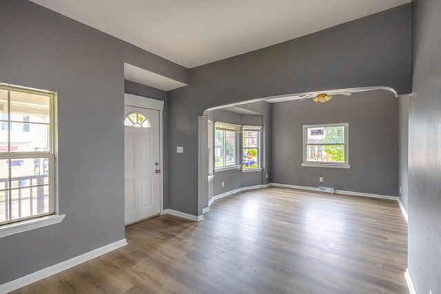 3450 N 23rd STREET, Milwaukee, WI 53206